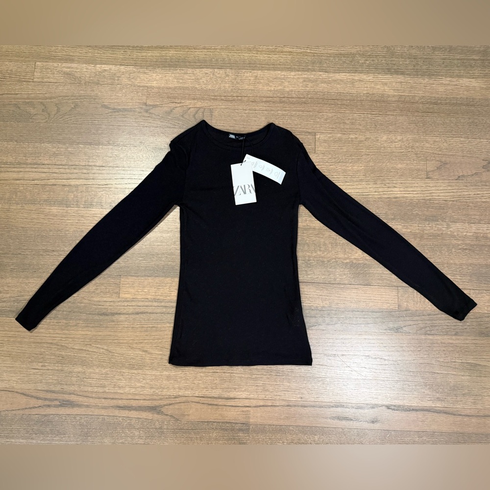 New Zara Classic Black Knit Top-Size Small